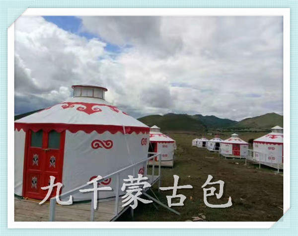 住宿蒙古包往往受熱烈歡迎